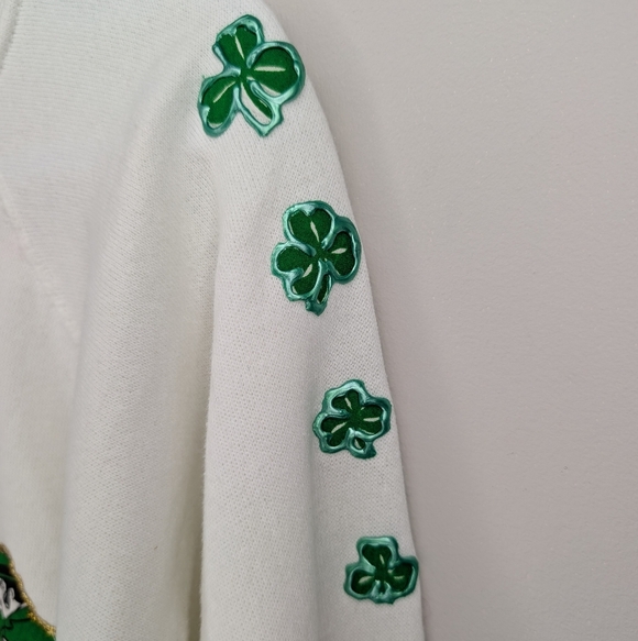 Vintage White Crew Neck Leprechaun St Patty's Day Decor Large Women Unisex - Picture 5 of 10